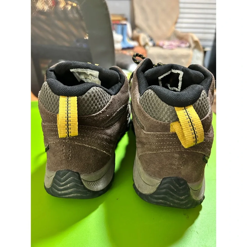 Merrell OakcreekMid Waterproof Hiking Boots Mens 8 Brown Suede J036401